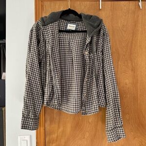 American Eagle Cropped Distressed Hooded Flannel